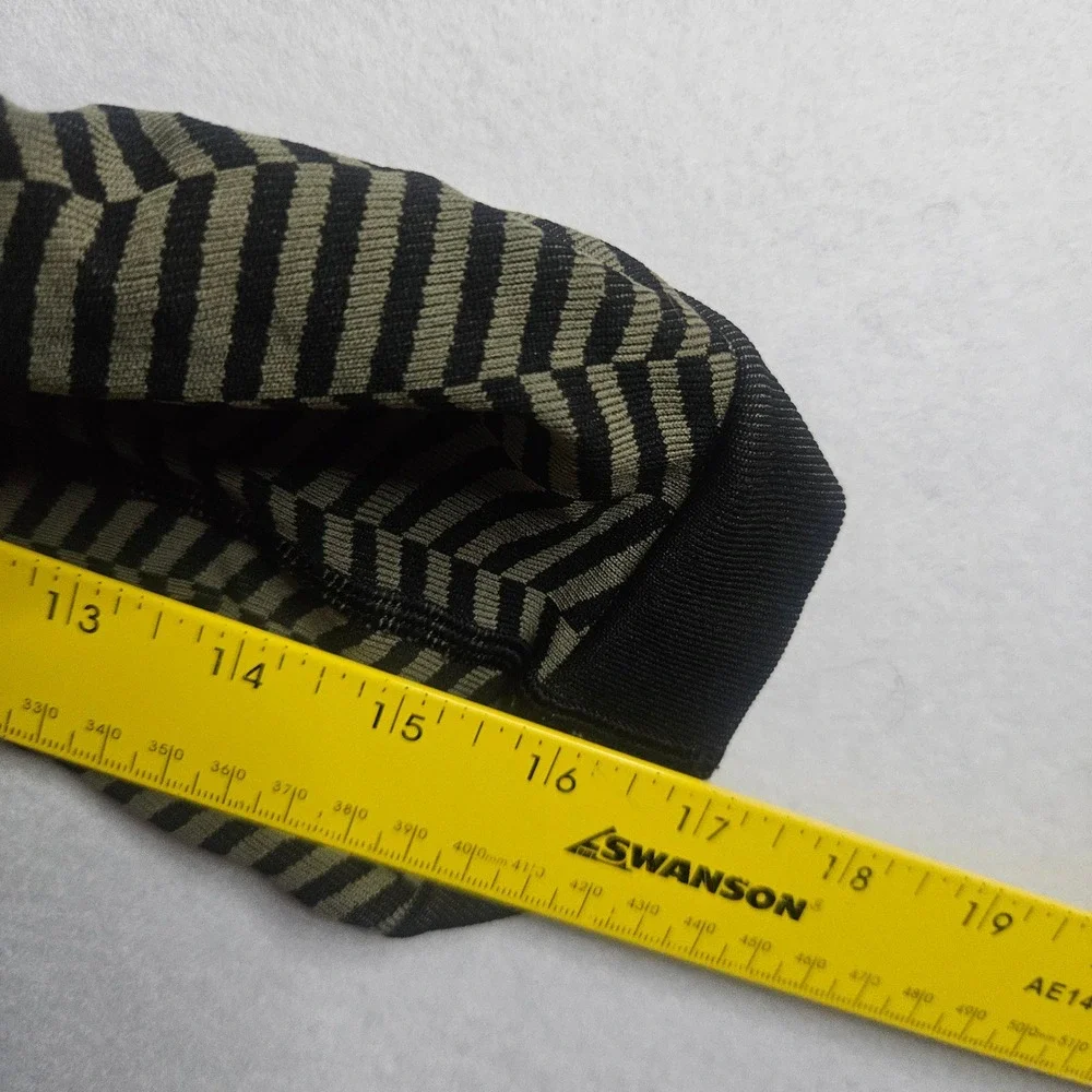 Lululemon Ebb To Street Crop Black Olive Green Chevron Stripe Ruched Leggings 4